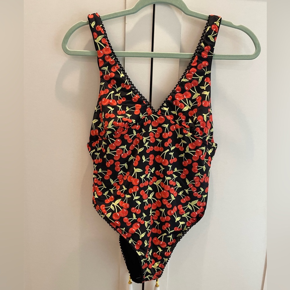 Dippin Daisys One Piece low back bathing suit